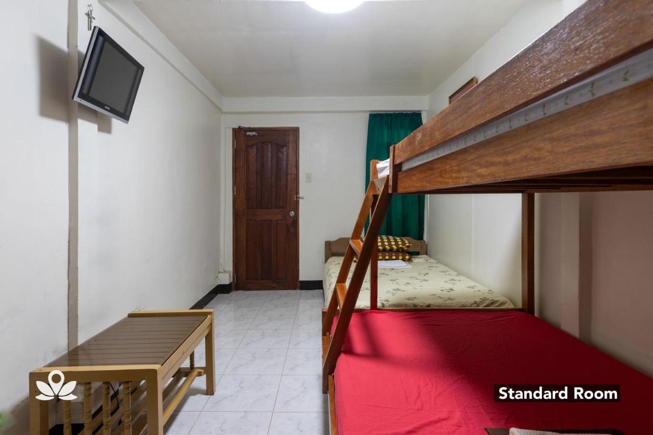 Almonte Transient Hostel Puerto Princesa Exterior photo