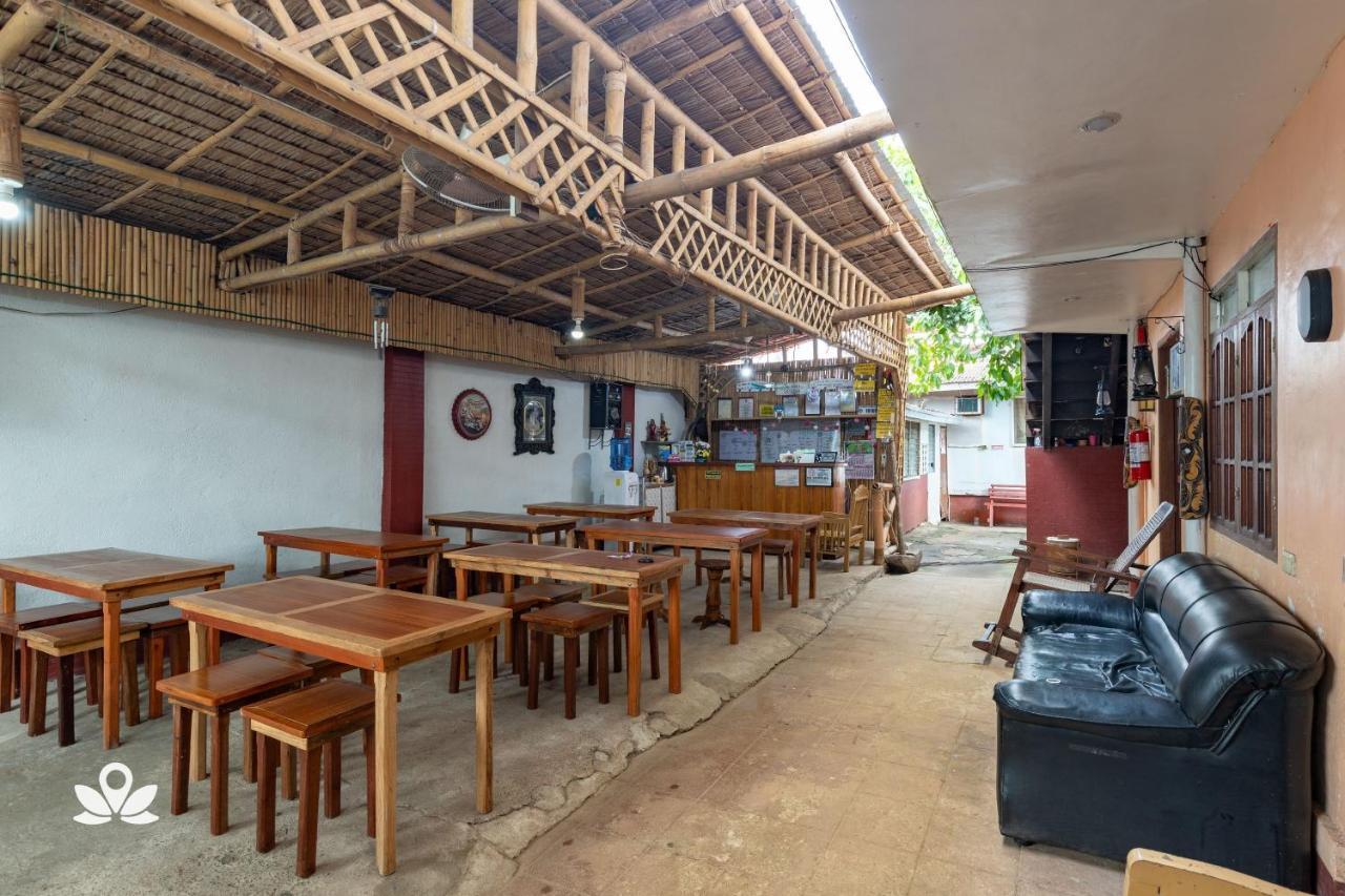 Almonte Transient Hostel Puerto Princesa Exterior photo